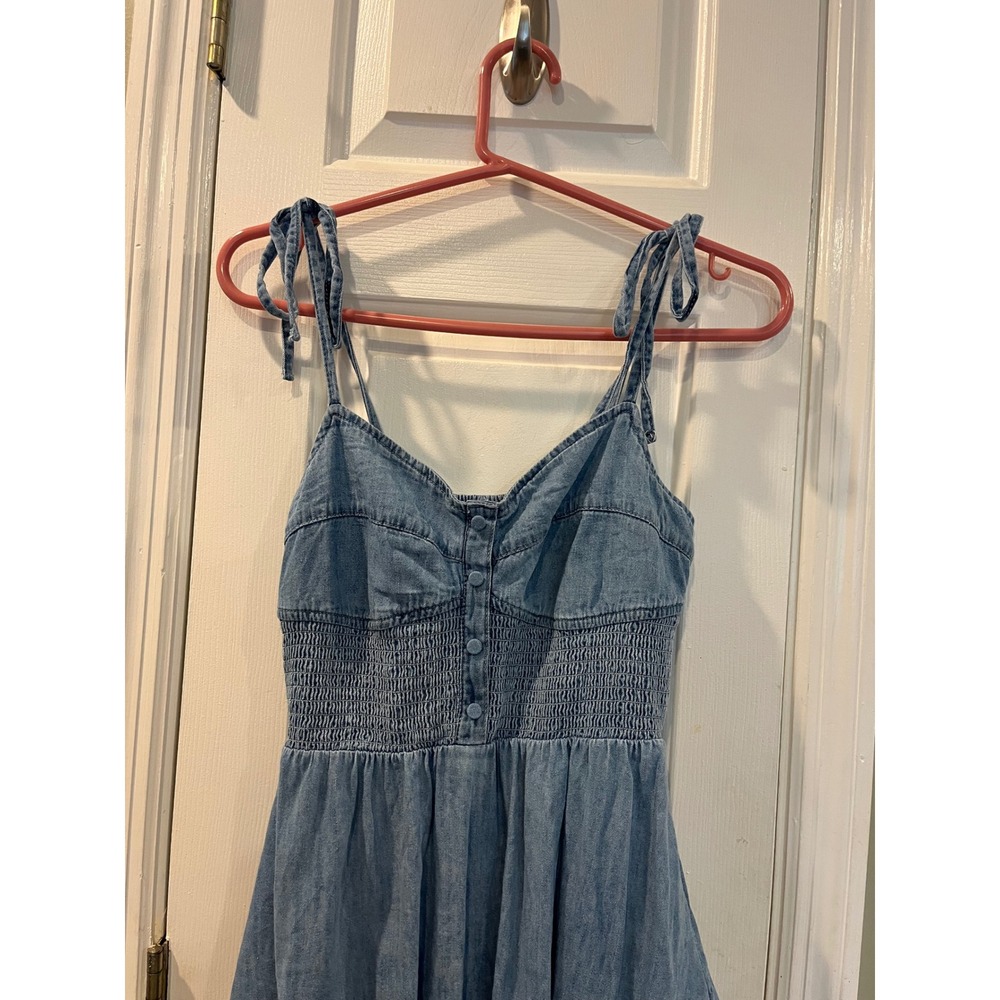 GAP Women Light Wash Denim Smocked Midi Dress Tie Shoulder Blue Cotton XS - Picture 2 of 6